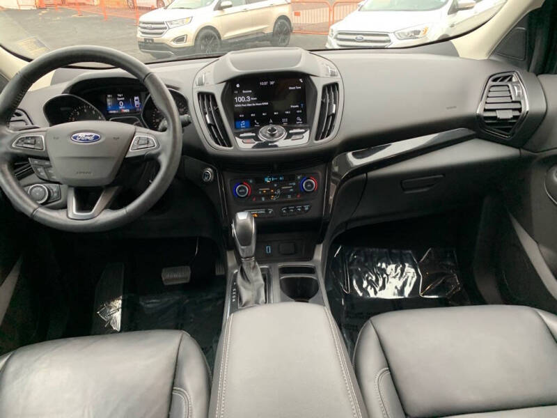 2019 Ford Escape Titanium