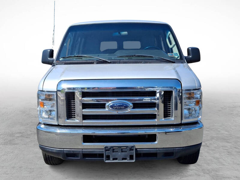 2013 Ford E-Series E-150 XLT