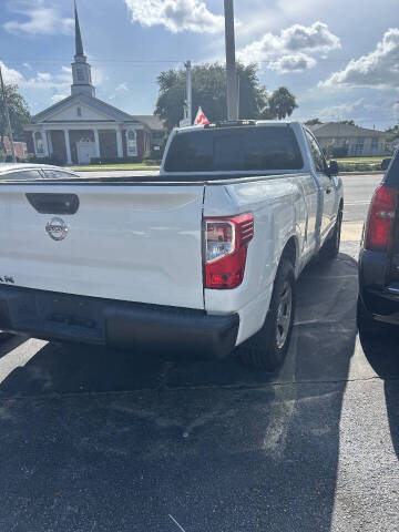 2017 Nissan Titan S