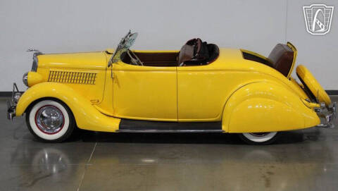 1935 Ford Deluxe