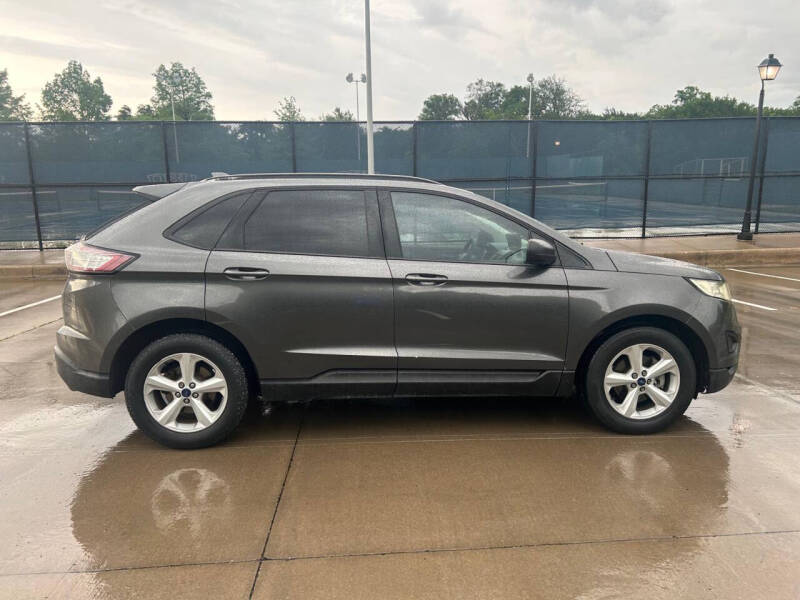 2016 Ford Edge SE