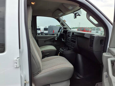 2024 Chevrolet Express 3500