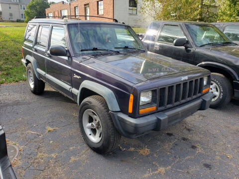 1998 Jeep Cherokee for sale at MEDINA WHOLESALE LLC in Wadsworth OH