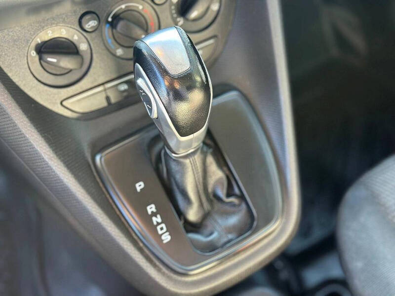 2017 Ford Transit Connect XL