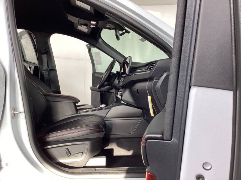 2026 Ford Escape ST-Line Elite