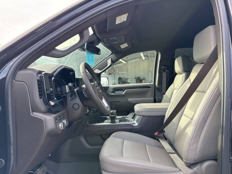 2025 GMC Sierra 1500