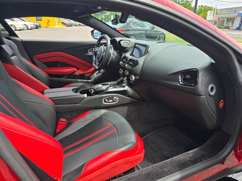 2020 Aston Martin Vantage