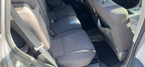 2008 Subaru Tribeca 5-Pass.