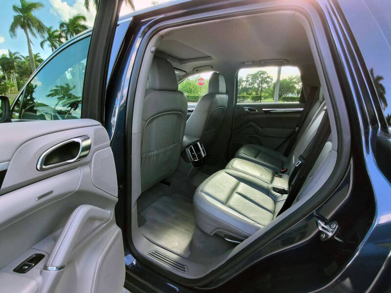 2014 Porsche Cayenne