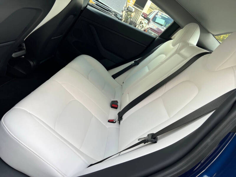 2021 Tesla Model 3 Standard Range Plus