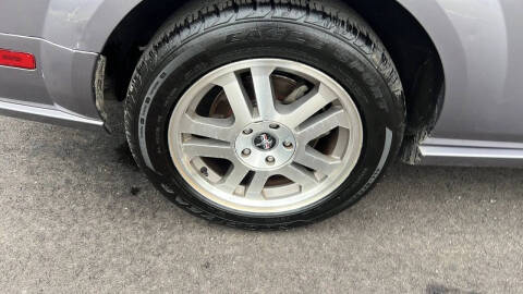 2006 Ford Mustang GT Deluxe