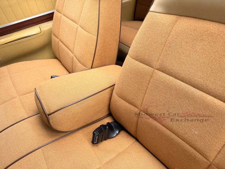 1974 Plymouth Roadrunner