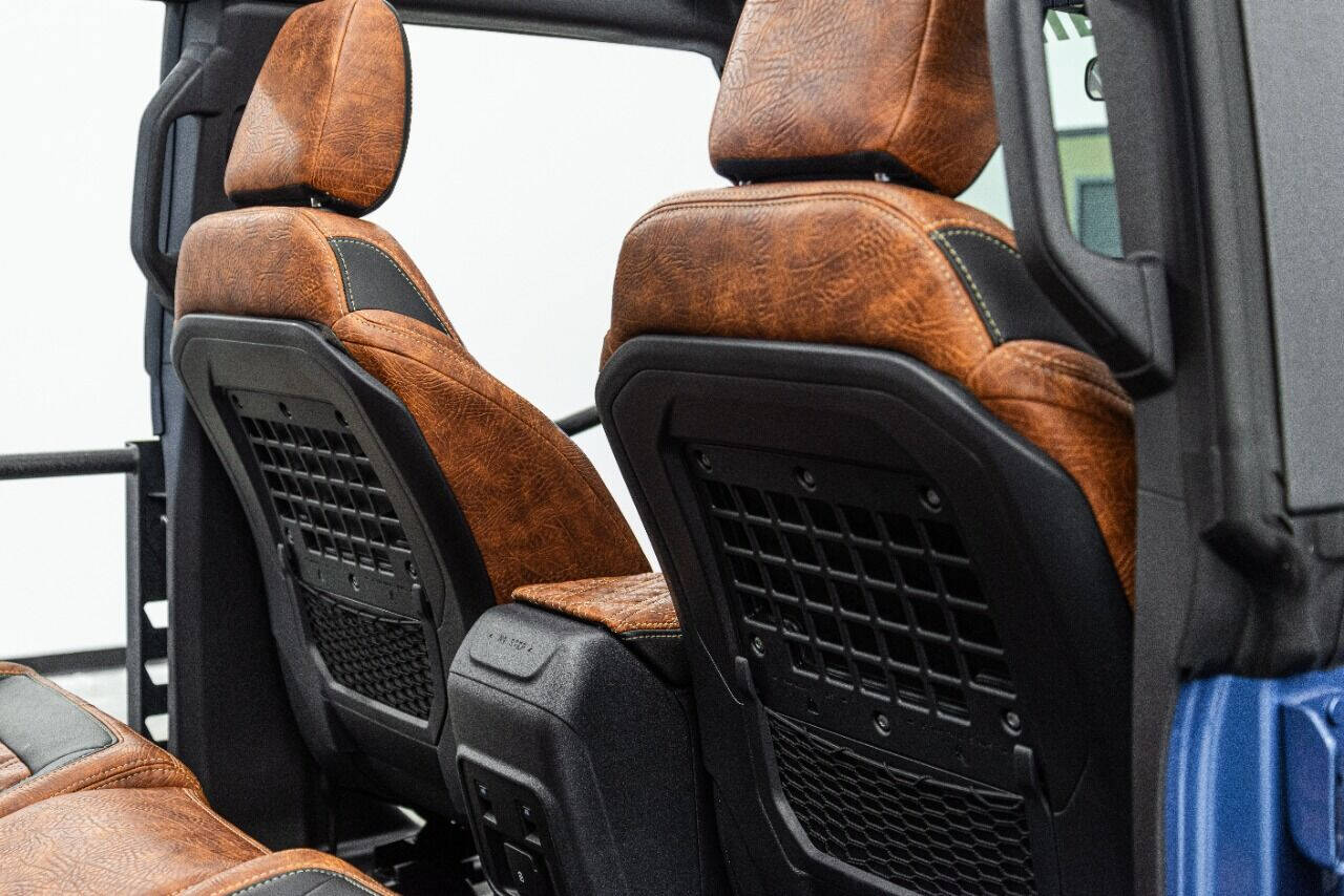 2023 FORD Bronco SUV / Crossover - $69,999