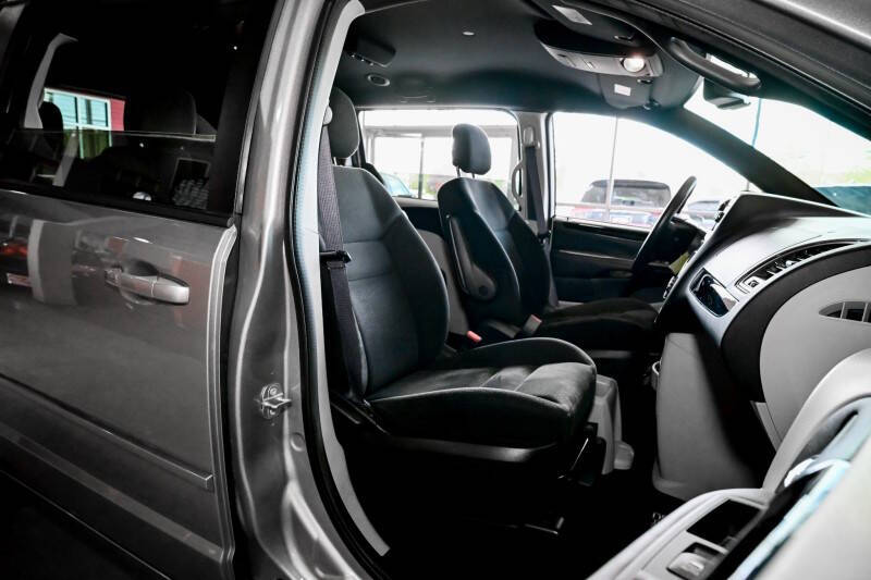 2017 Dodge Grand Caravan SE Plus