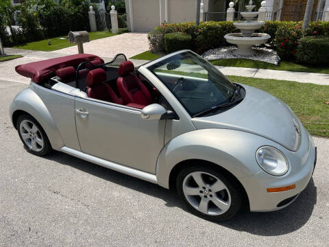2009 Volkswagen New Beetle Convertible Blush Edition PZEV