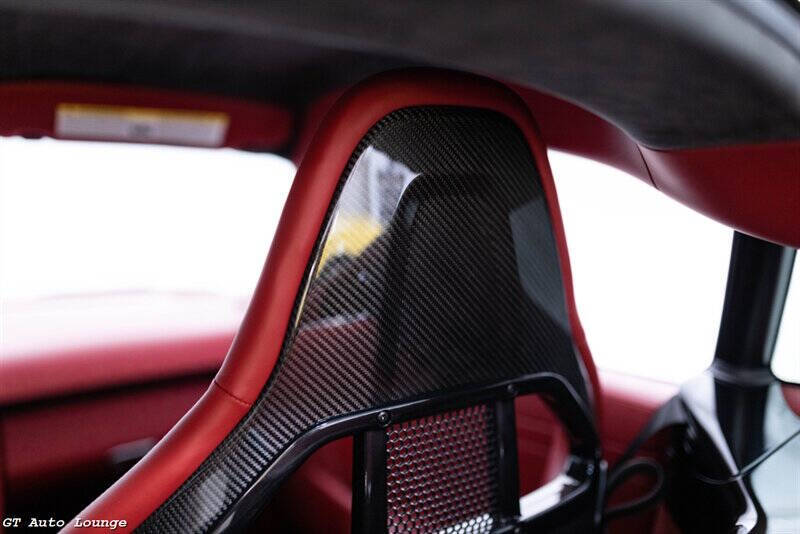 2012 Porsche Cayman R