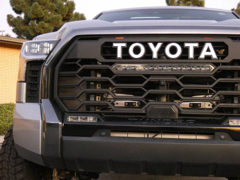 2024 Toyota Tundra Platinum HV