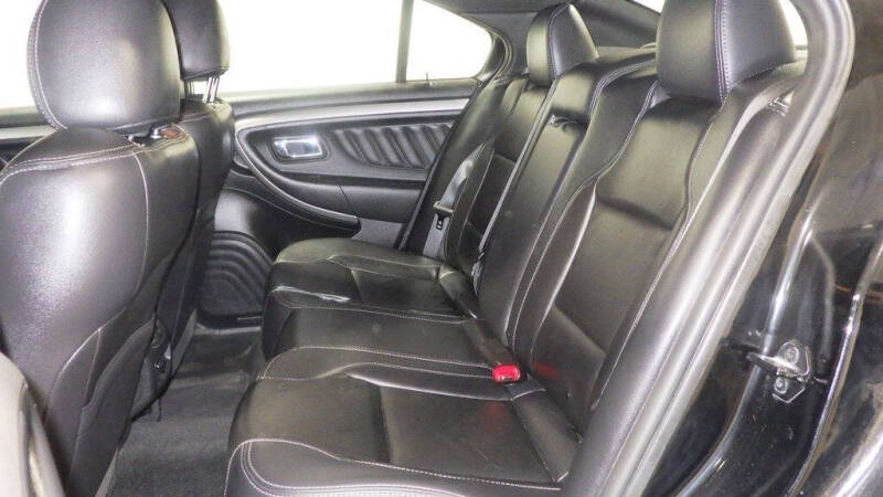 2018 Ford Taurus SEL