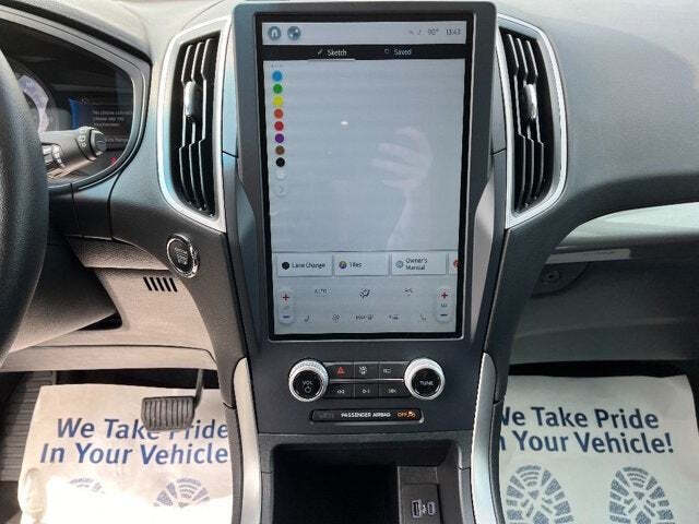 2023 Ford Edge 21
