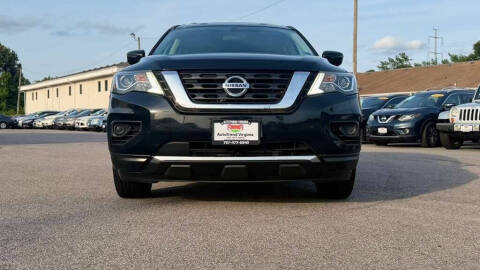 2017 Nissan Pathfinder S
