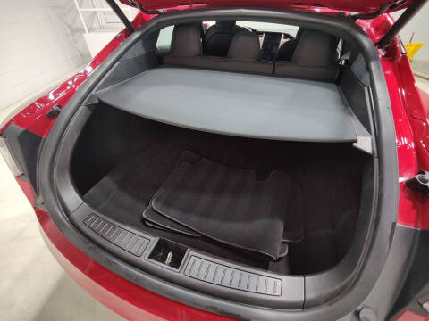 2020 Tesla Model S Long Range Plus