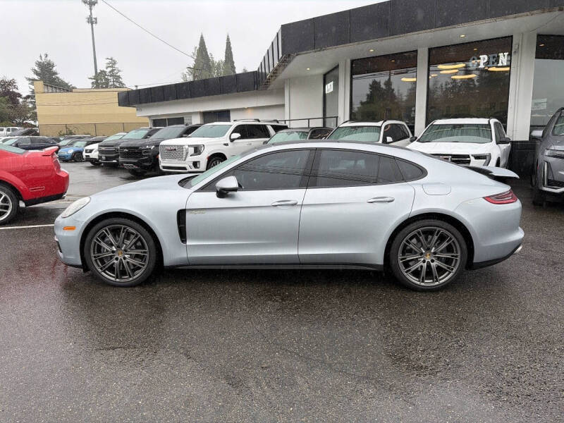 2018 Porsche Panamera 4 E-Hybrid