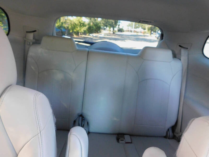 2017 Buick Enclave Leather