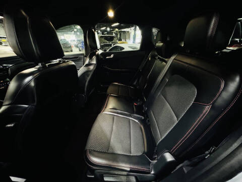 2025 Ford Escape ST-Line Select