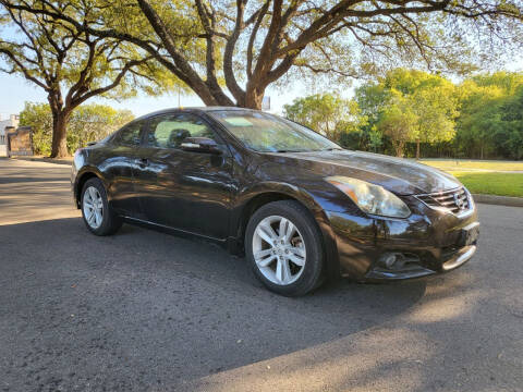 2013 Nissan Altima for sale at Crypto Autos of Tx in San Antonio TX