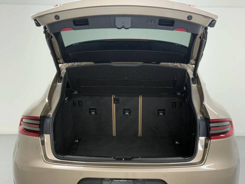 2018 Porsche Macan S