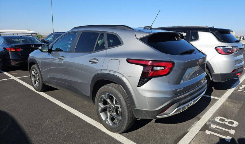 2025 Chevrolet Trax LT
