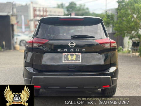 2025 Nissan Rogue SV