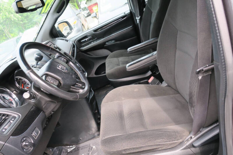 2017 Dodge Grand Caravan SE