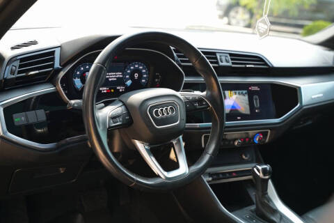 2021 Audi Q3 quattro S line Premium 45 TFSI