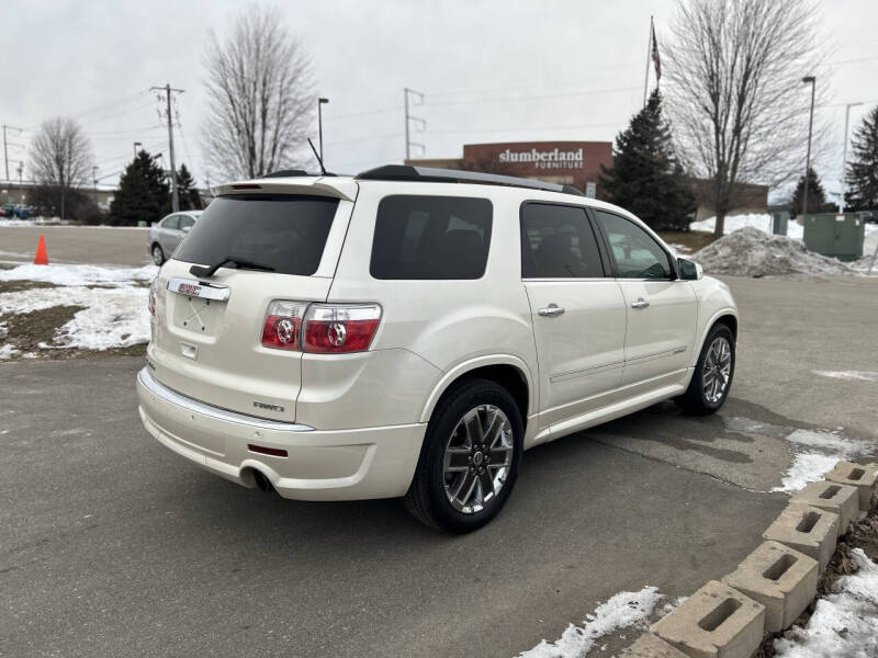 2011 GMC Acadia Denali
