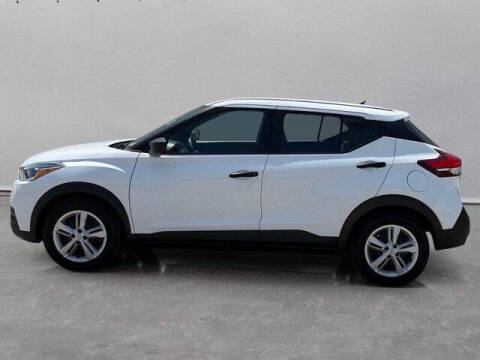 2020 Nissan Kicks S