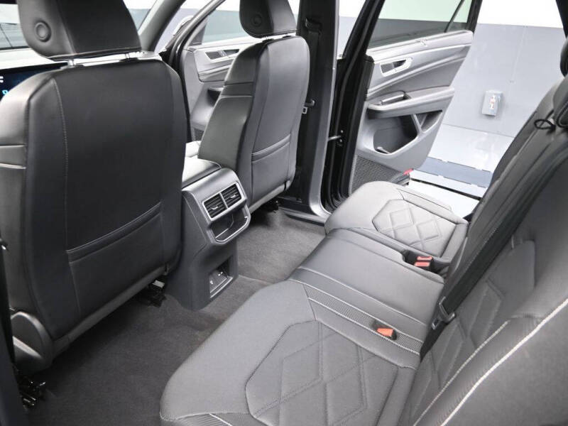 2024 Volkswagen Atlas Cross Sport SE 4Motion