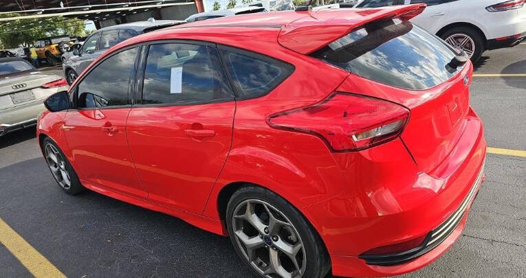 2017 Ford Focus ST