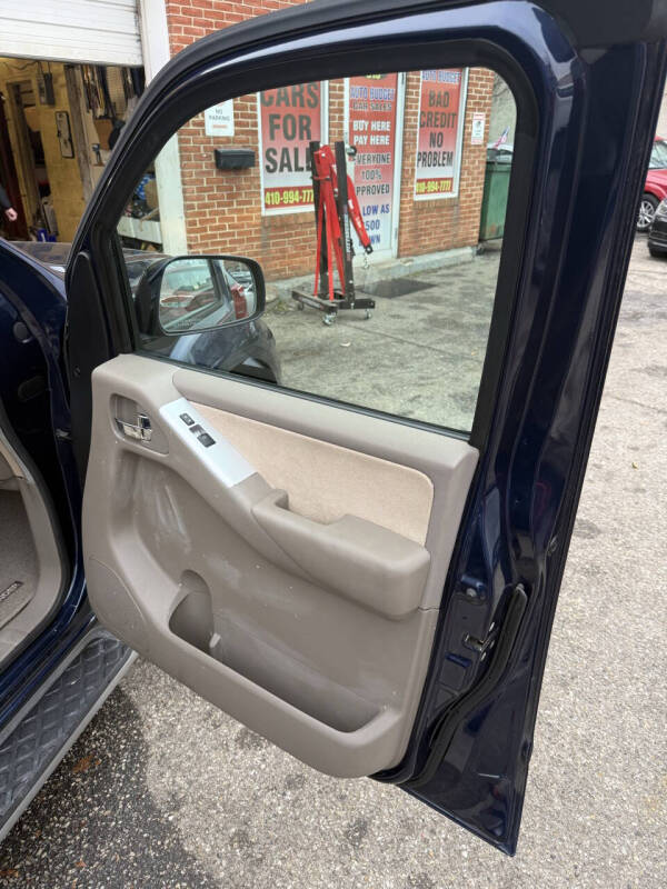 2011 Nissan Pathfinder SV