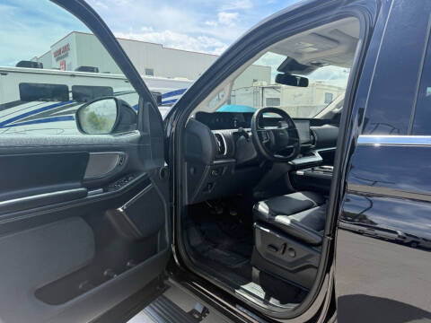 2025 Ford Expedition MAX Platinum