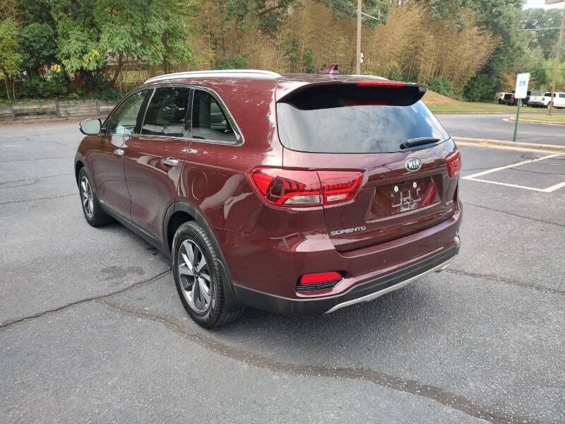 2019 Kia Sorento EX V6