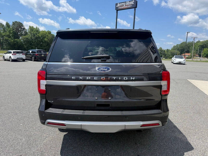 2024 Ford Expedition XLT