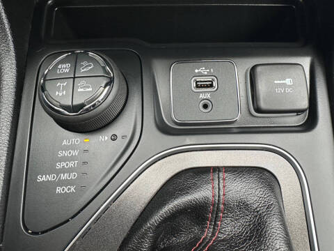 2020 Jeep Cherokee Trailhawk