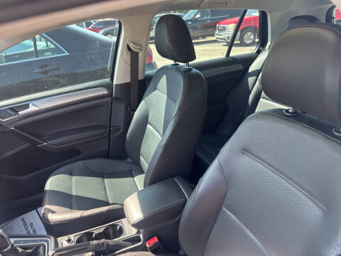 2015 Volkswagen Golf TSI S