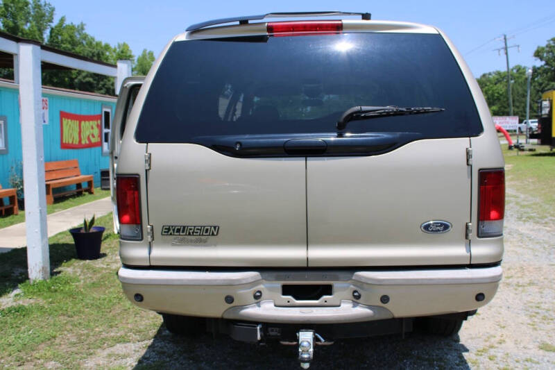 2005 Ford Excursion Limited