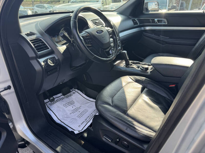 2017 Ford Explorer XLT