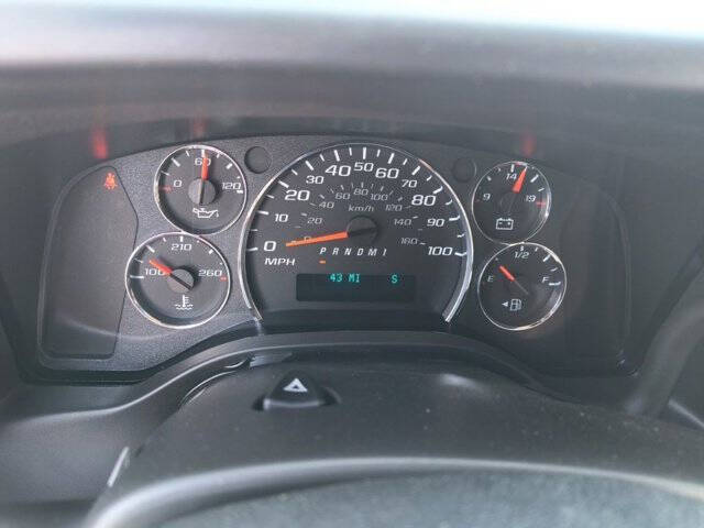 2025 Chevrolet Express 2500