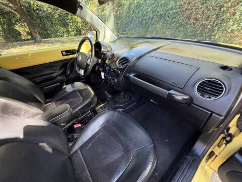 2009 Volkswagen New Beetle