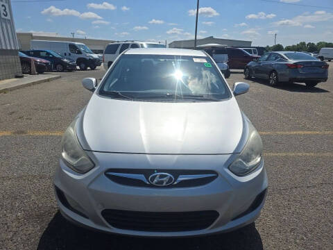 2012 Hyundai Accent GS
