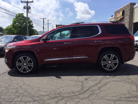 2017 GMC Acadia Denali